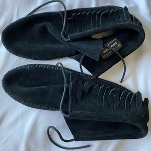 Women’s black moccasins